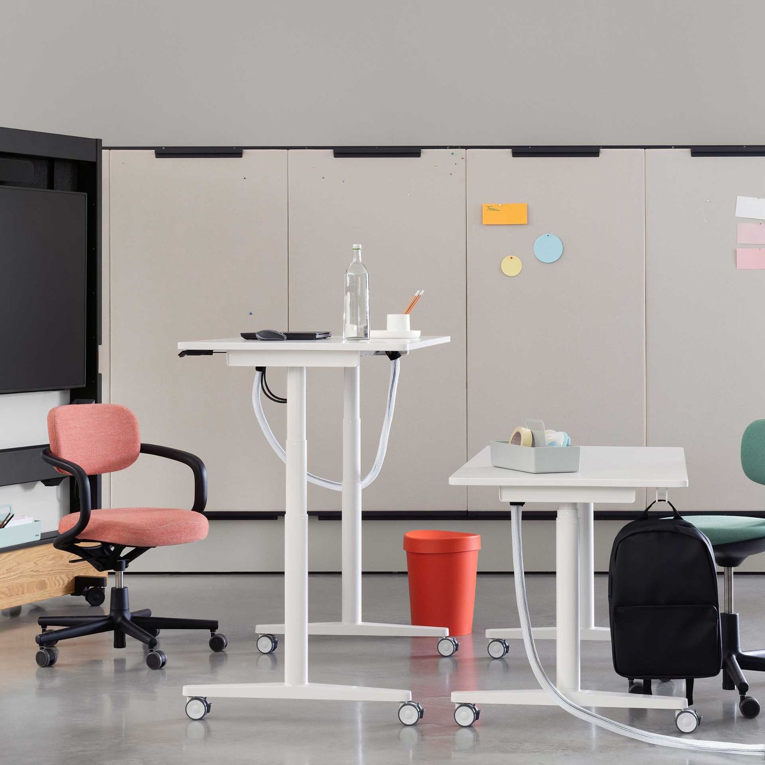 Vitra - Happy Bin RE Papierkorb small poppy red