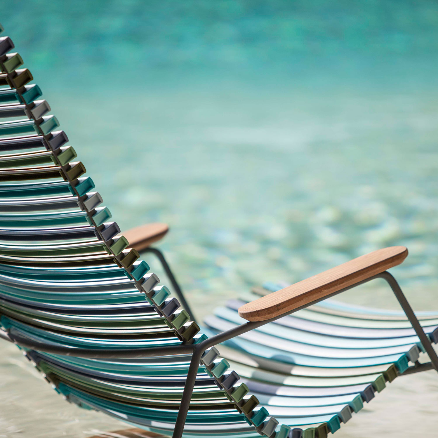 houe rocking chair multicolor 2 detail 92308