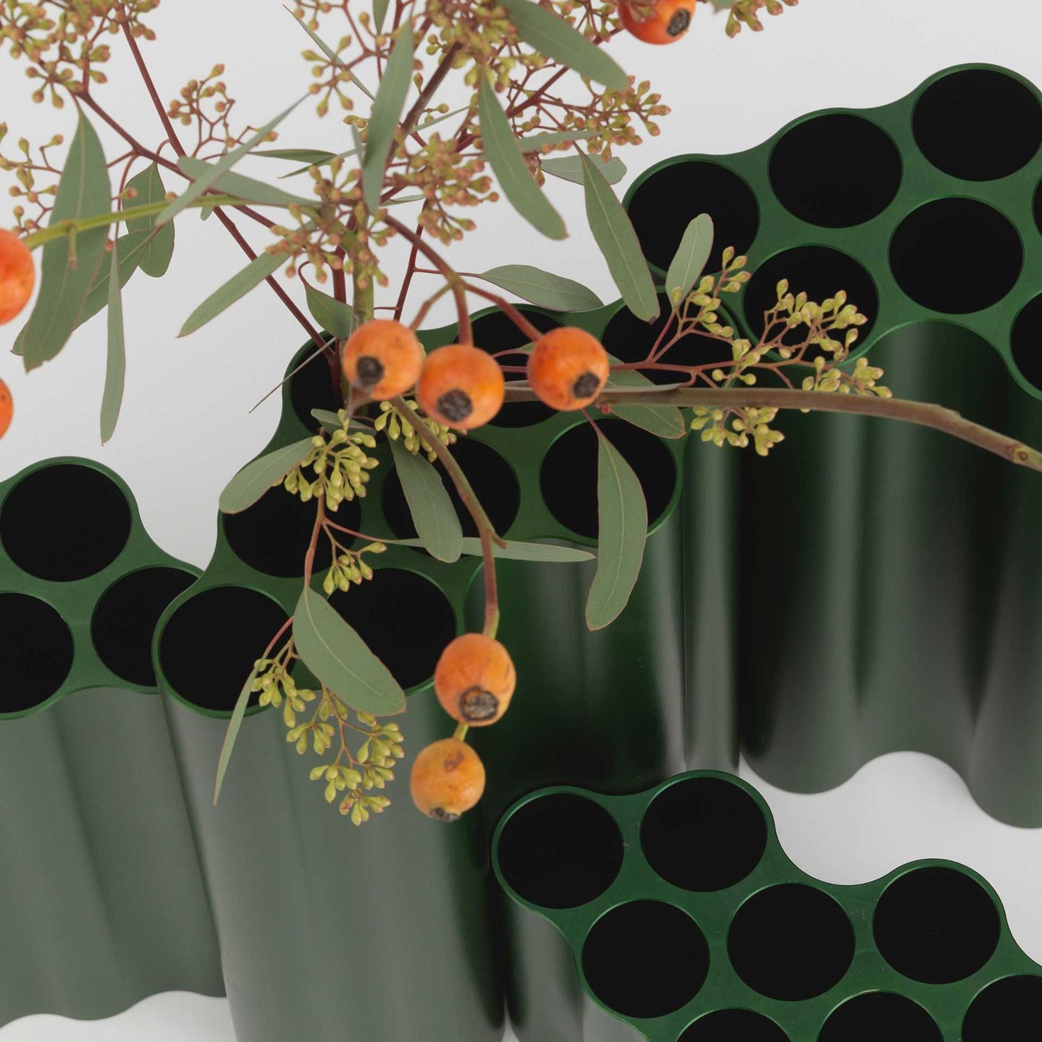 Vitra - Nuage Vase small efeu eloxiert