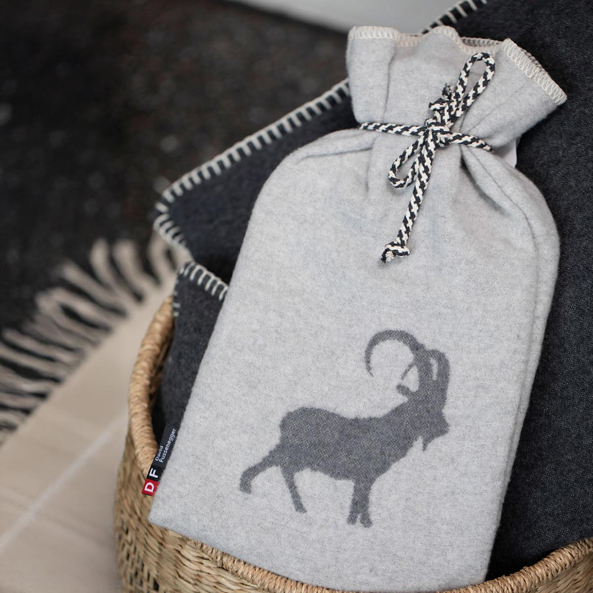 David Fussenegger - Silvretta Steinbock Wärmflasche