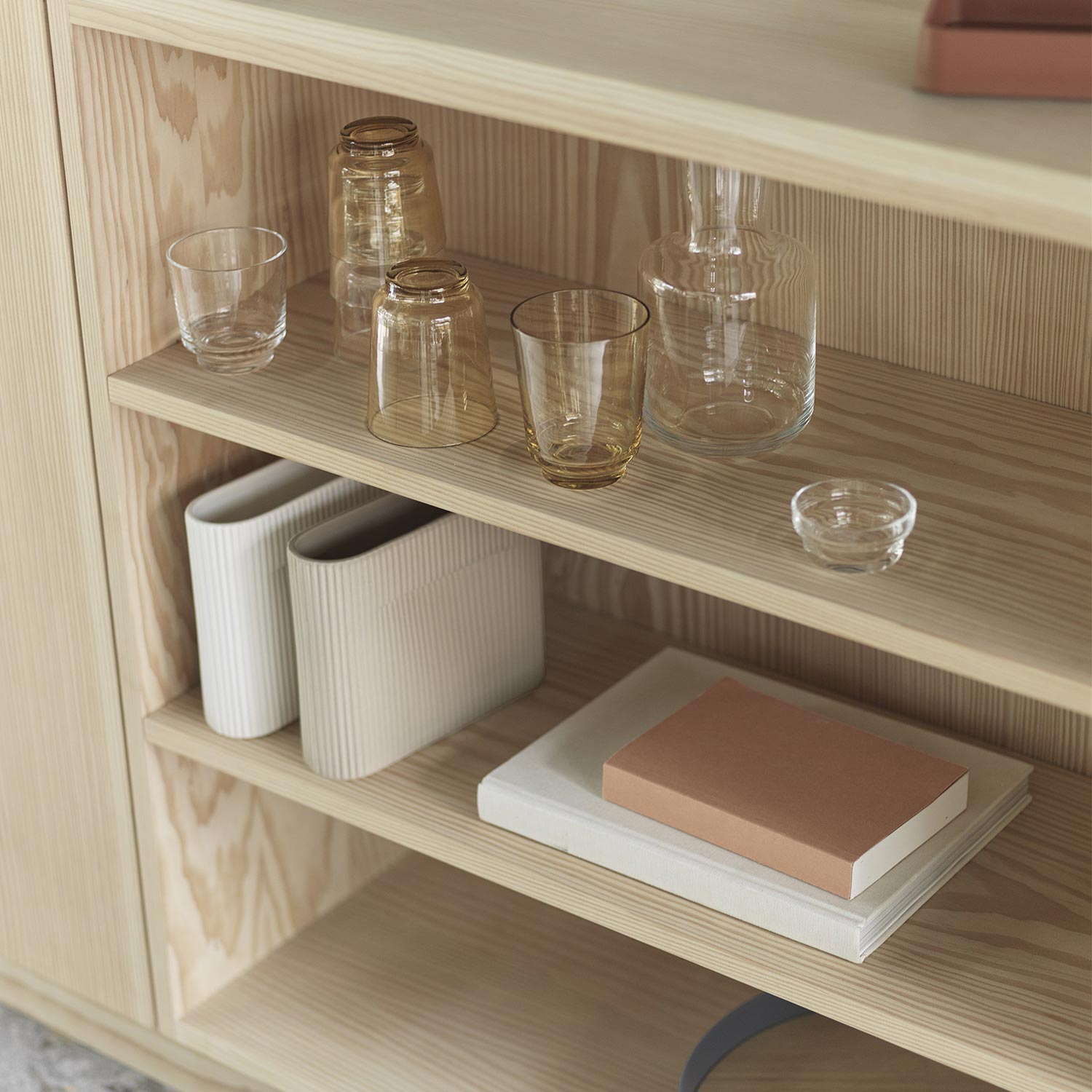 muuto ochre raise karaffe trinkglaeser 75295