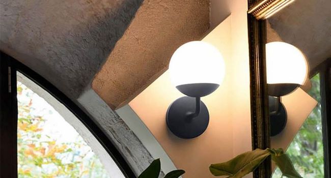 Fermob Lampe Moon Wandleuchte an Wand
