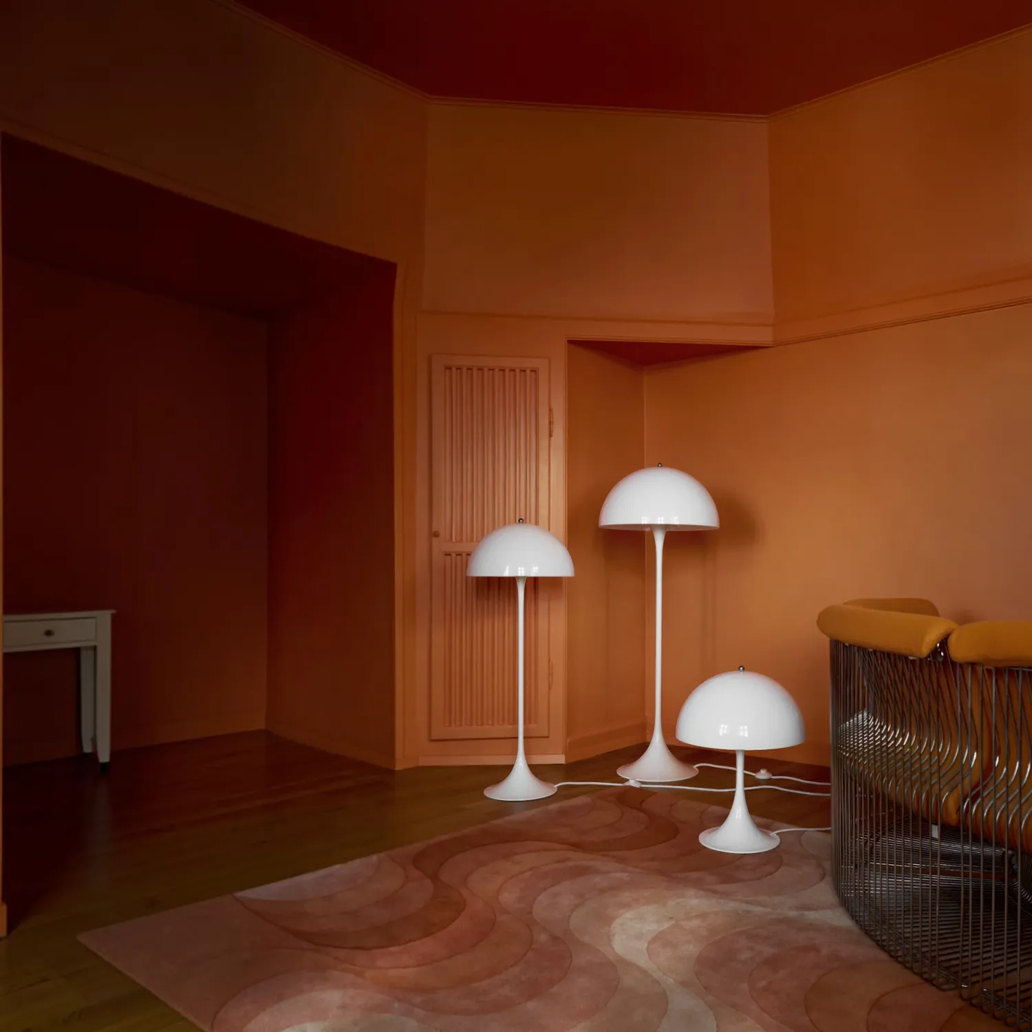 Louis Poulsen - Panthella 400 Tischleuchte Opal White