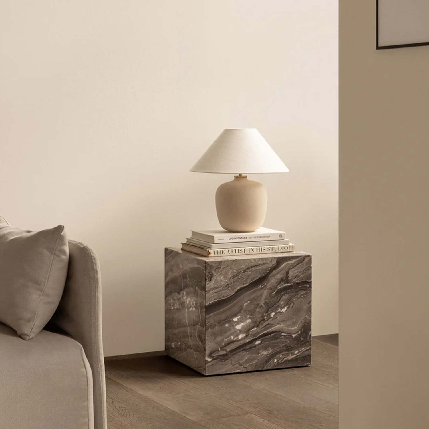 Audo - Plinth Podium cube sand