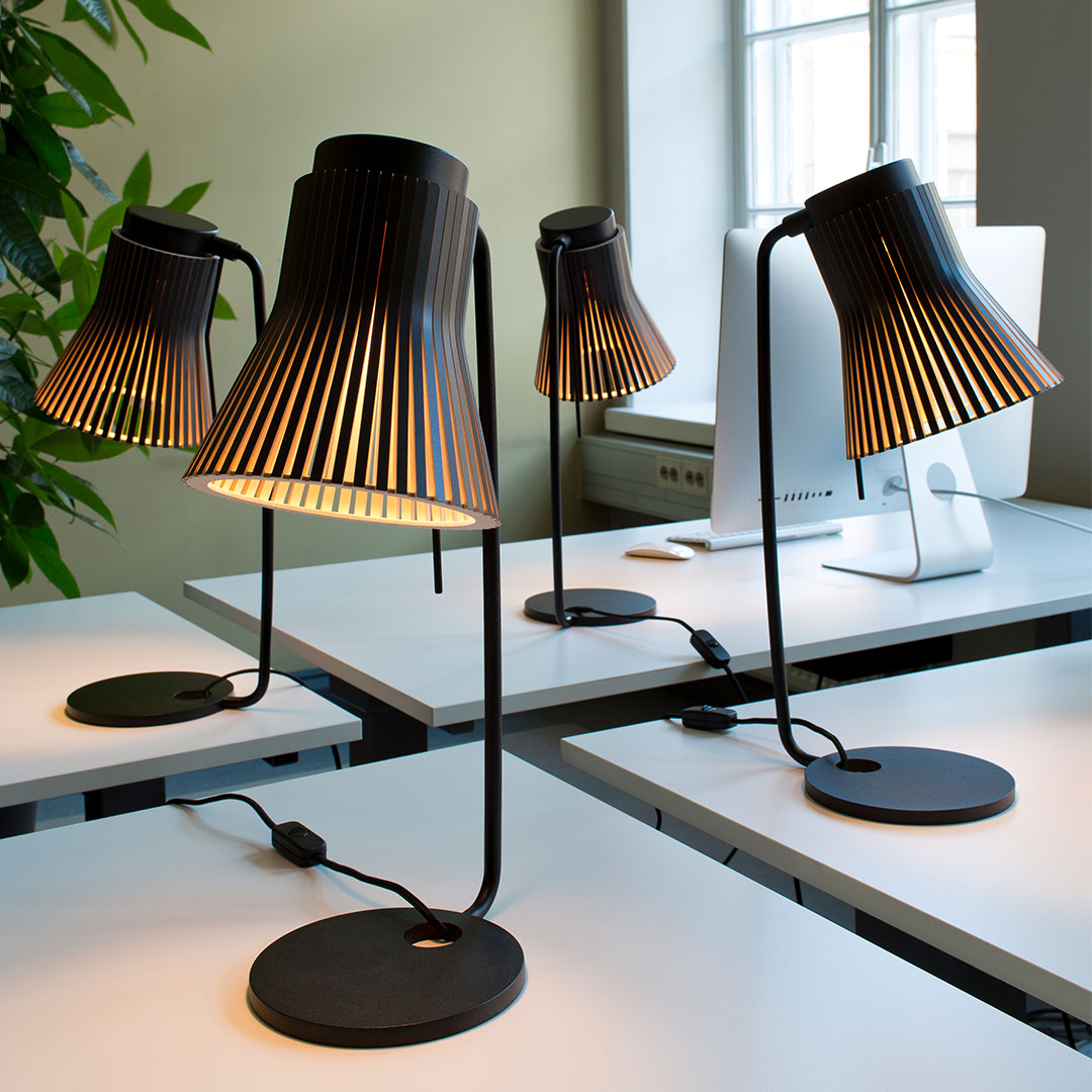 secto design buero tischleuchte petit schwarz 72119