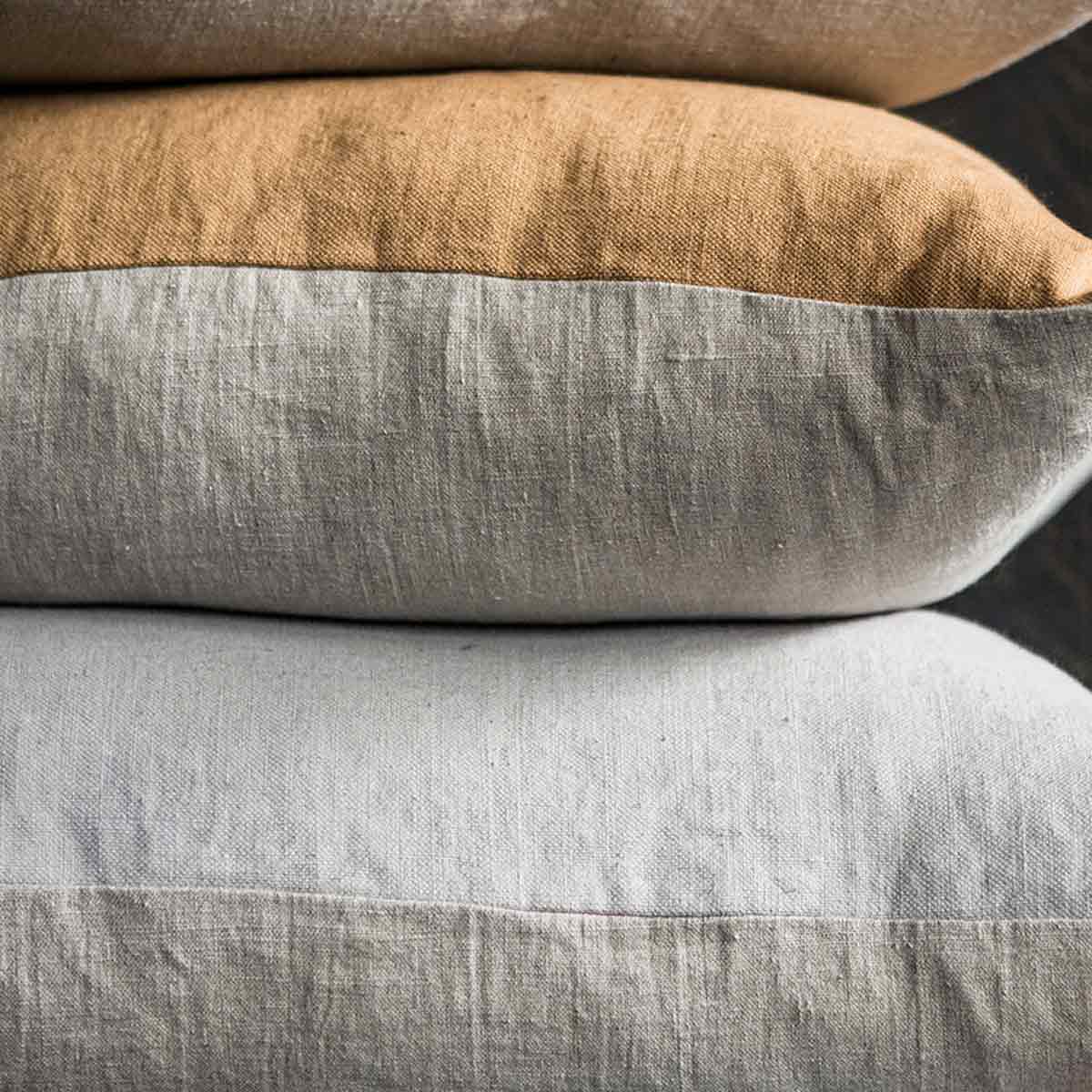 21056 lin sauvage kissen ethnicraft lifestyle close up 91523