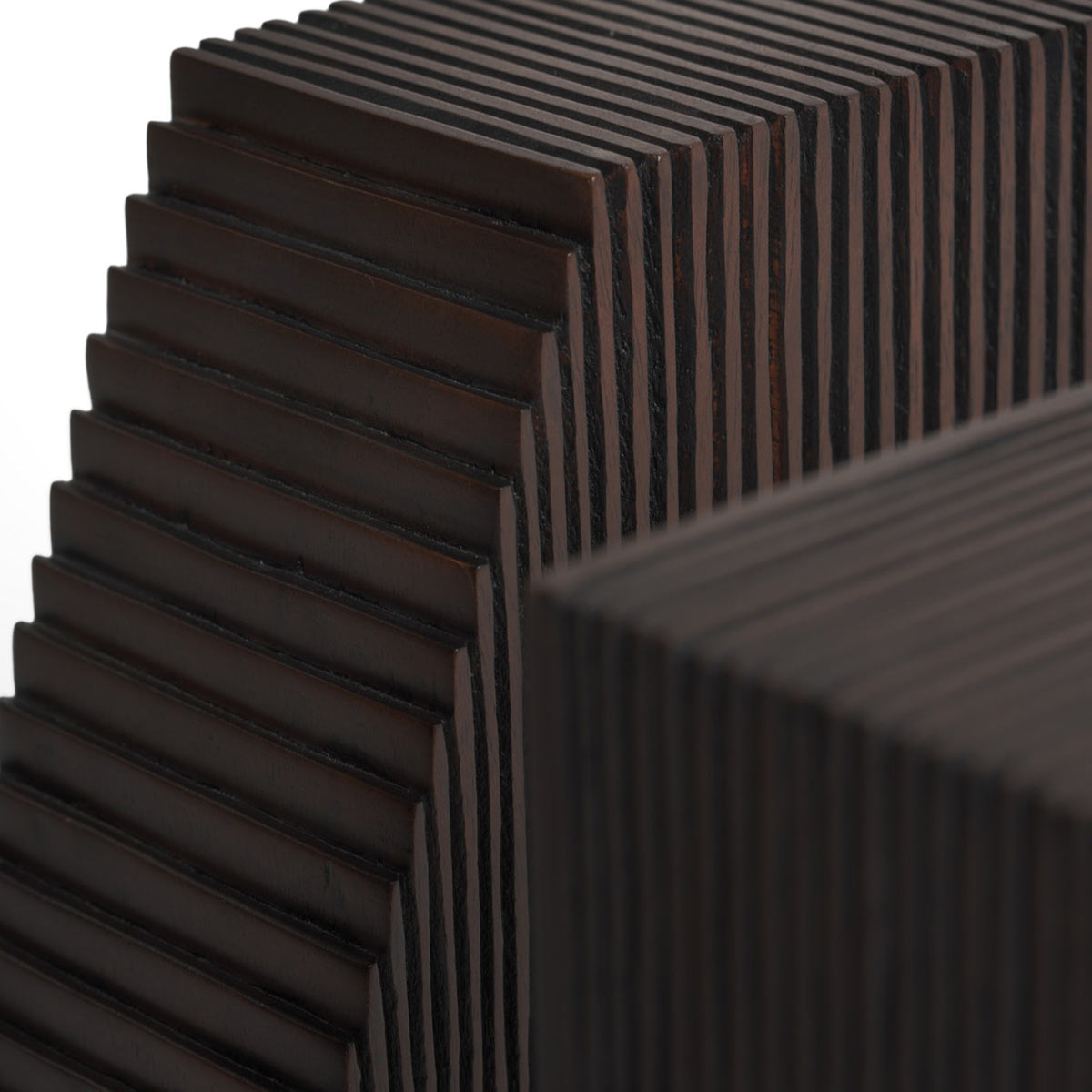 grooves buchstuetzen zueinander freisteller close up zueinander 86412