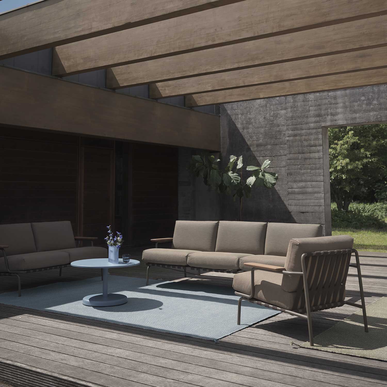 muuto Ply rug blue angle 105994