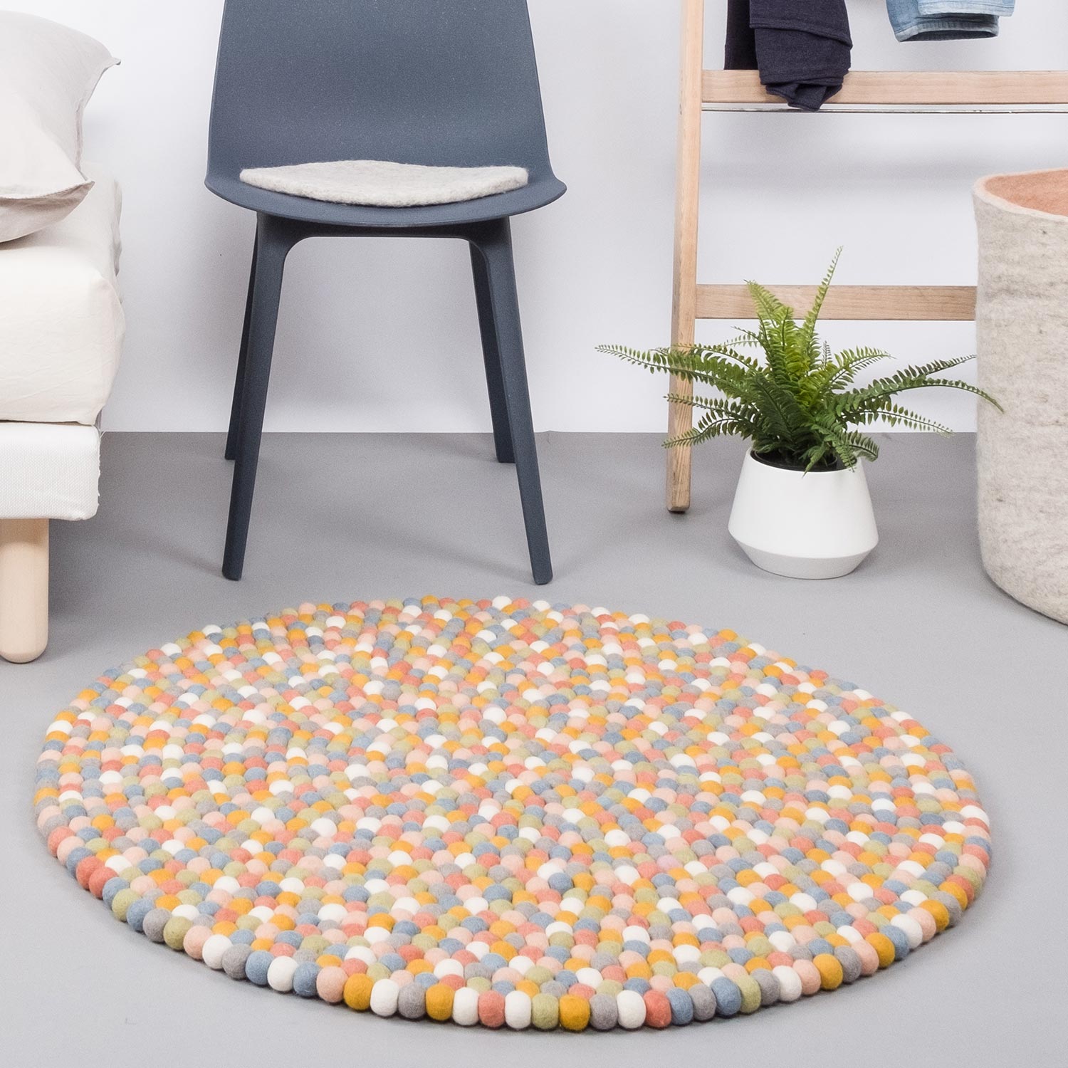 myfelt liese filzkugelteppich rund multifarben hell 51870