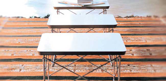 Vitra Occasional Table Tisch in Chrom Weiß