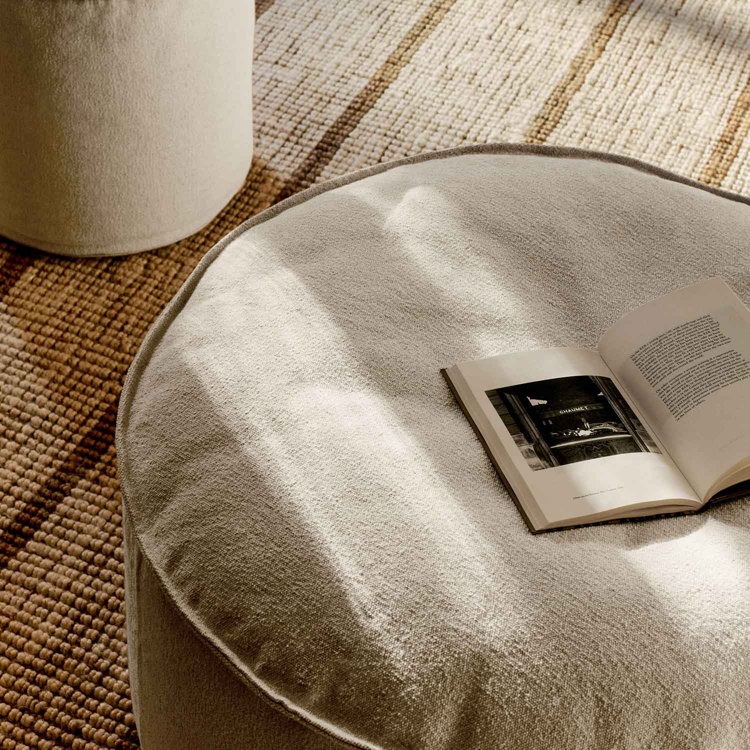 Ferm Living - Aun Baumwollpouf Ø 40 cm off-white