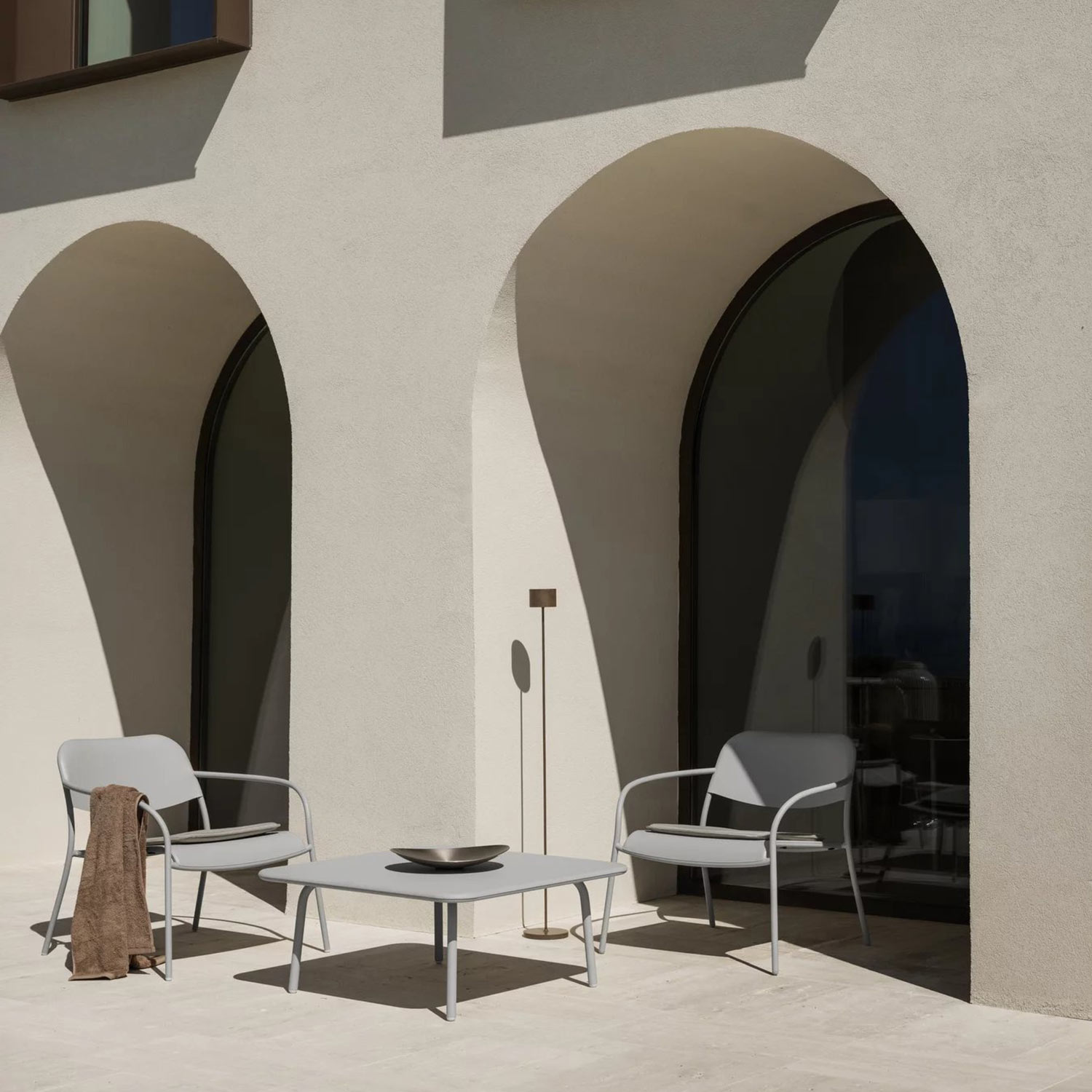 blomus yua loungesessel silk gray terrasse 100225