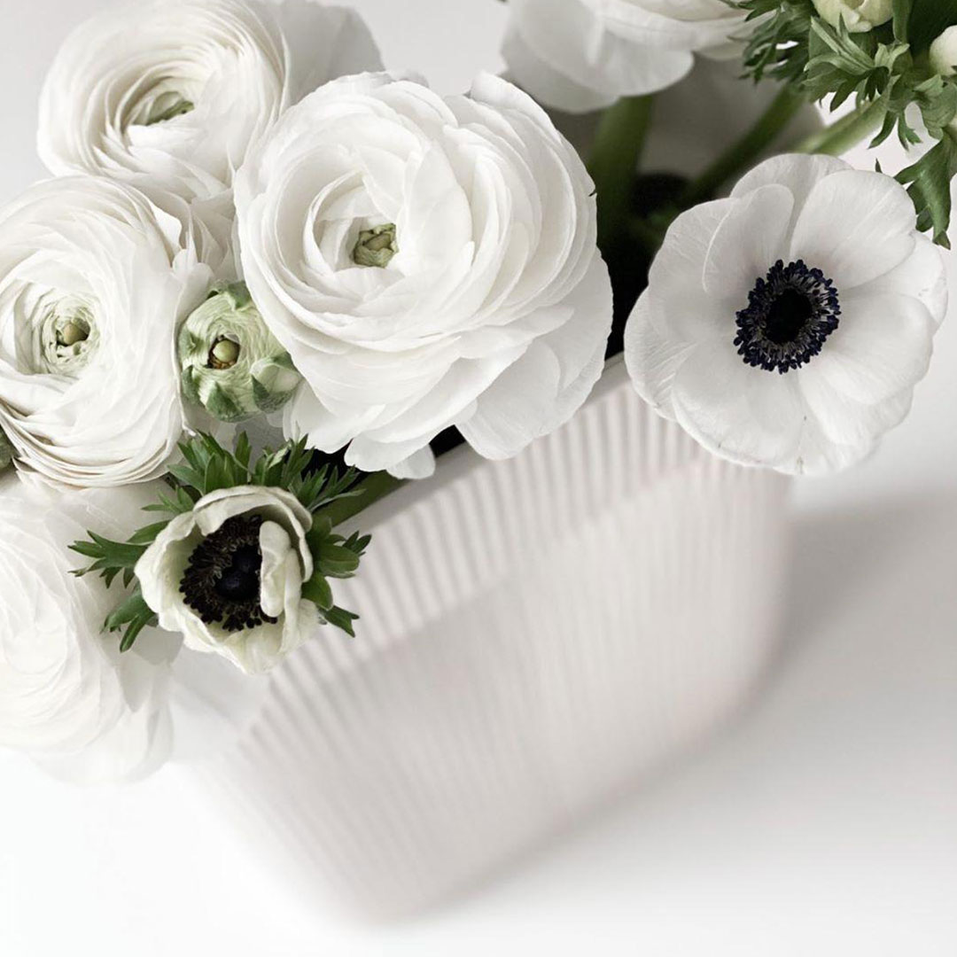 raum blick muuto ridge vase off white 58961