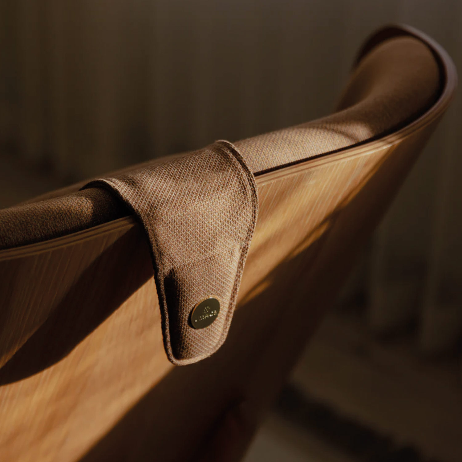 umage neck rest kissen sugar brown sessel hinten 92412