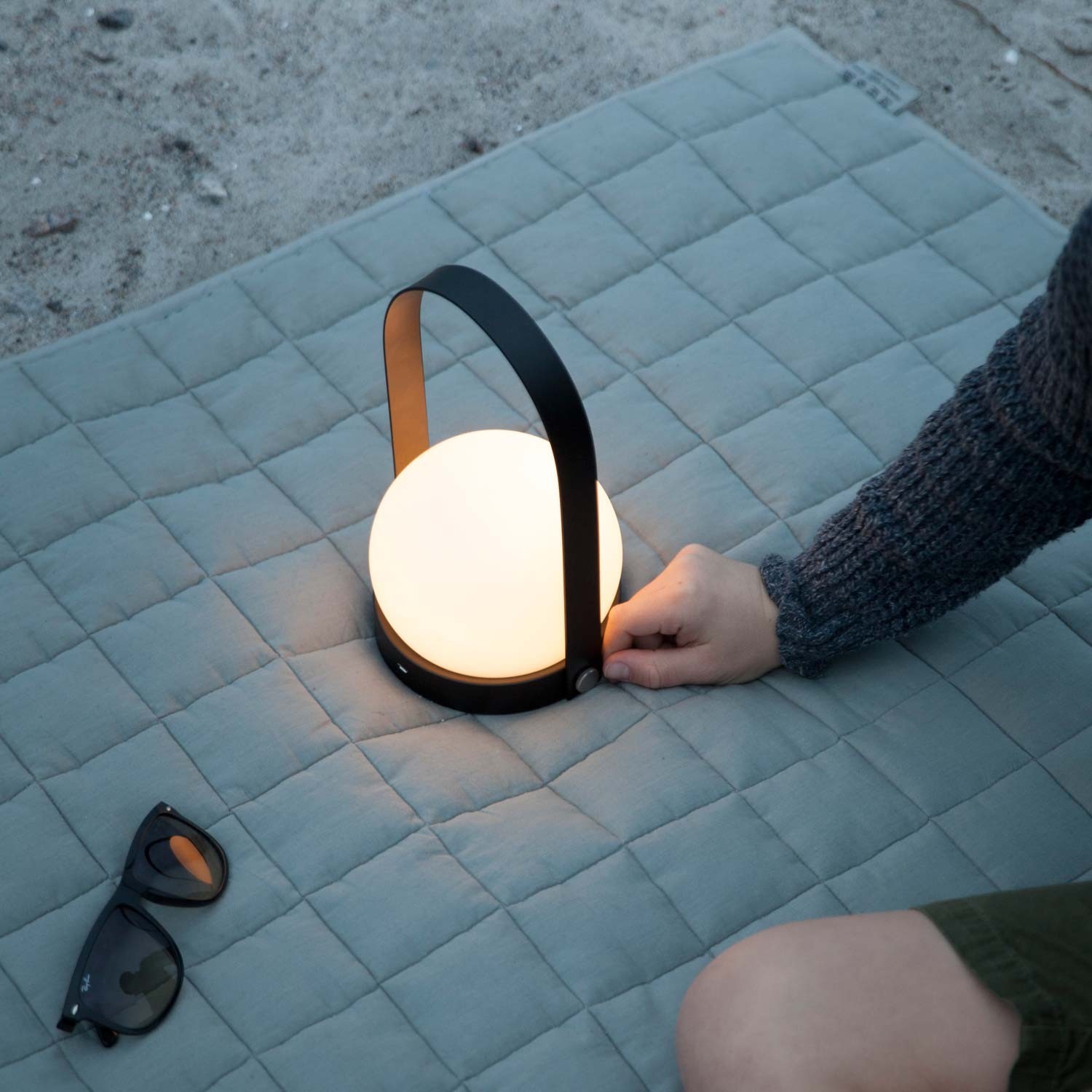 Audo - Carrie LED Leuchte schwarz