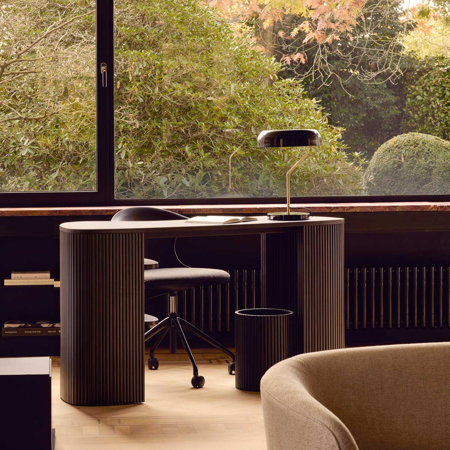 Ethnicraft - Roller Max Schreibtisch Mahagoni dunkelbraun