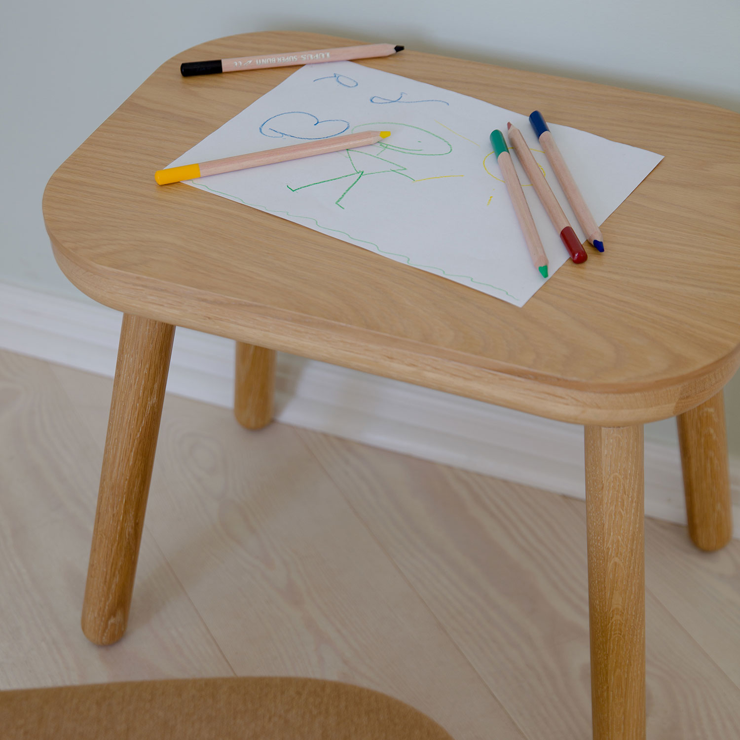 UMAGE paff table hoch oak mit malstifte 102886