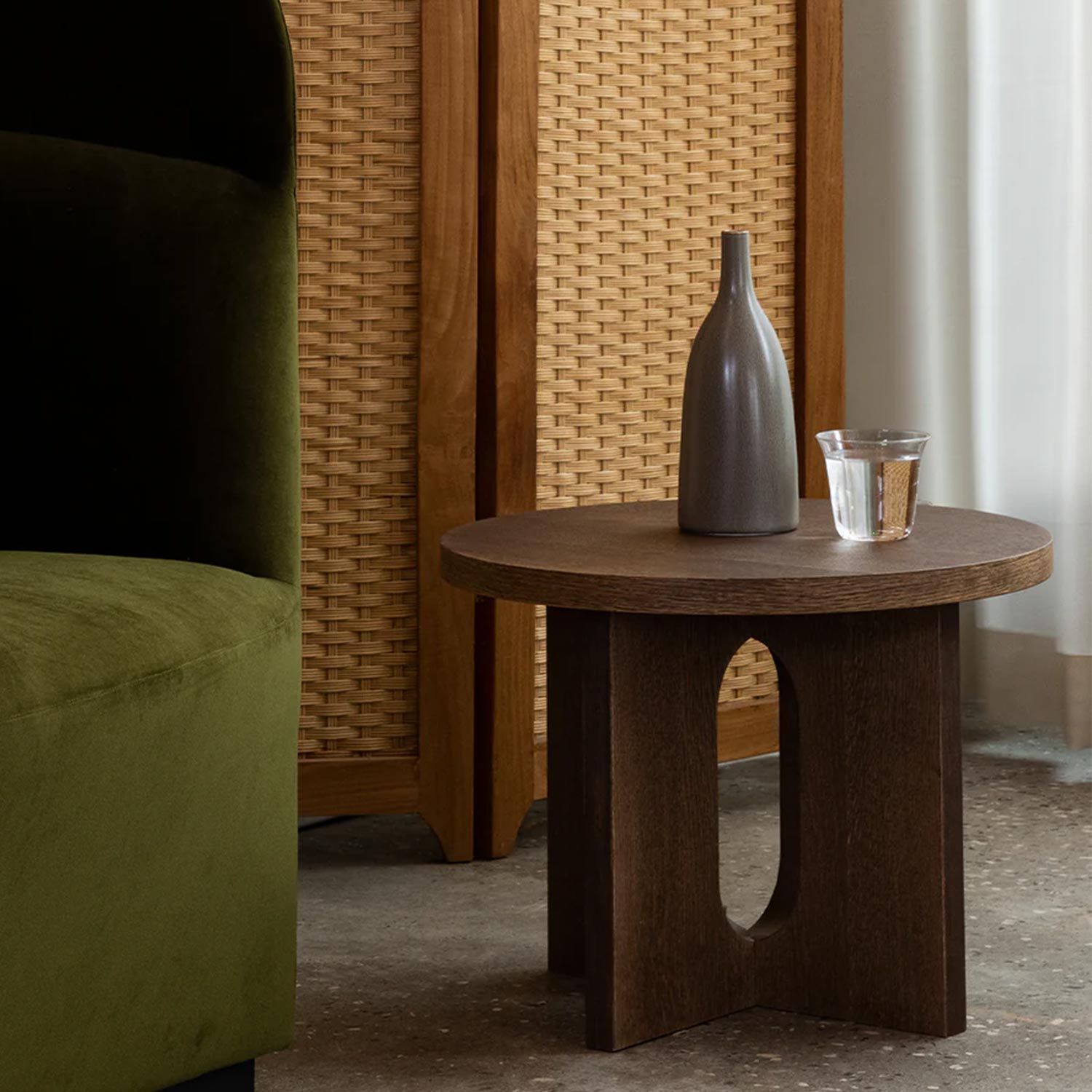 Audo - Androgyne Beistelltisch Dark Stained Oak