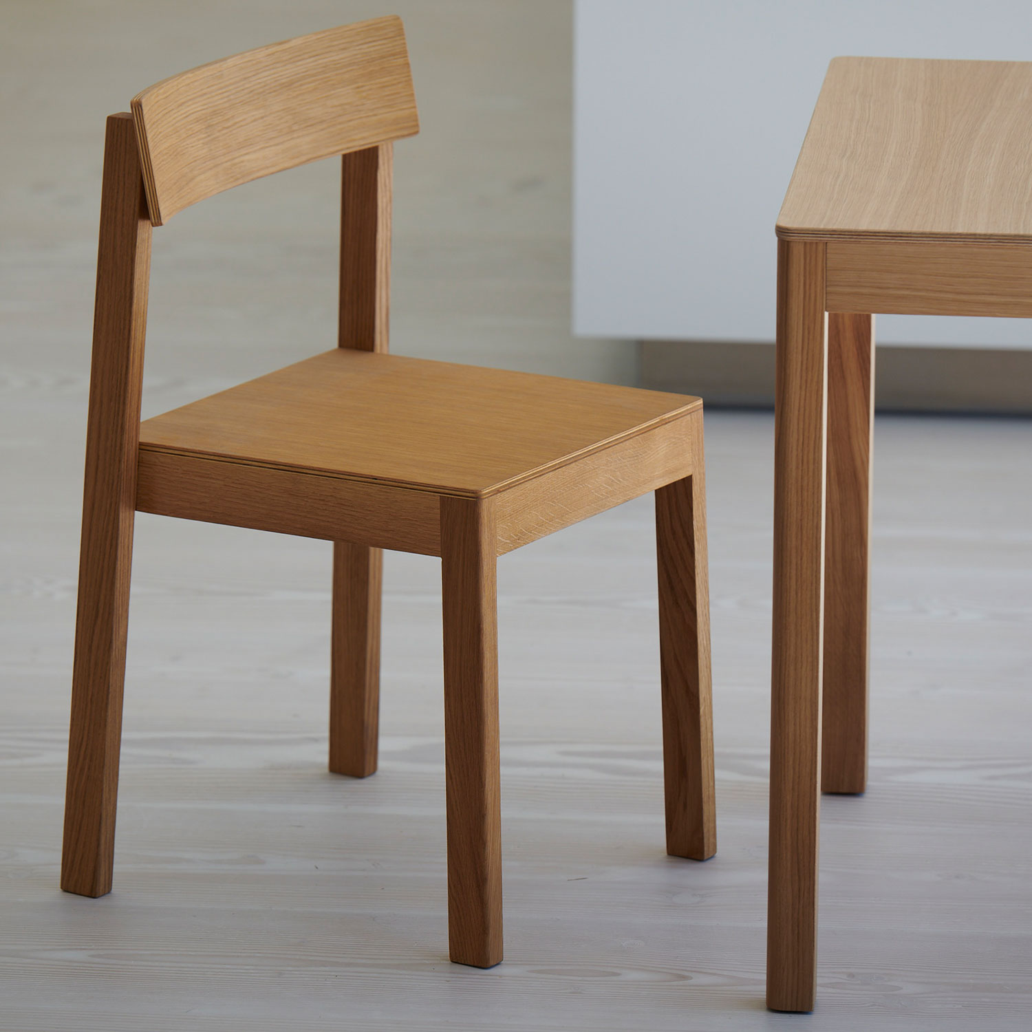 Jan Kurtz - Tünn Stuhl