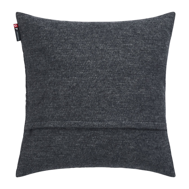 David Fussenegger - Carla Edelweiß Kissenhülle rauch