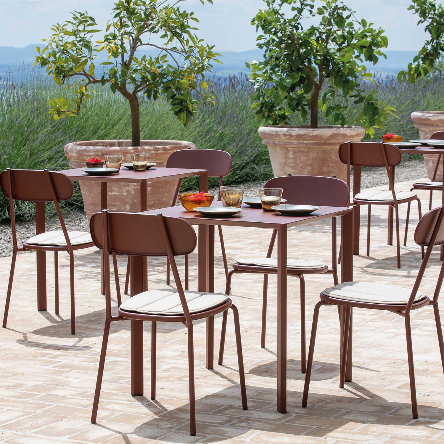 Vermobil - Fox Tisch 140x90 cm schlamm