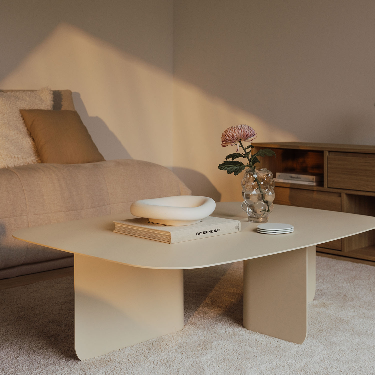 Metallbude - Livia Couchtisch mango lassi