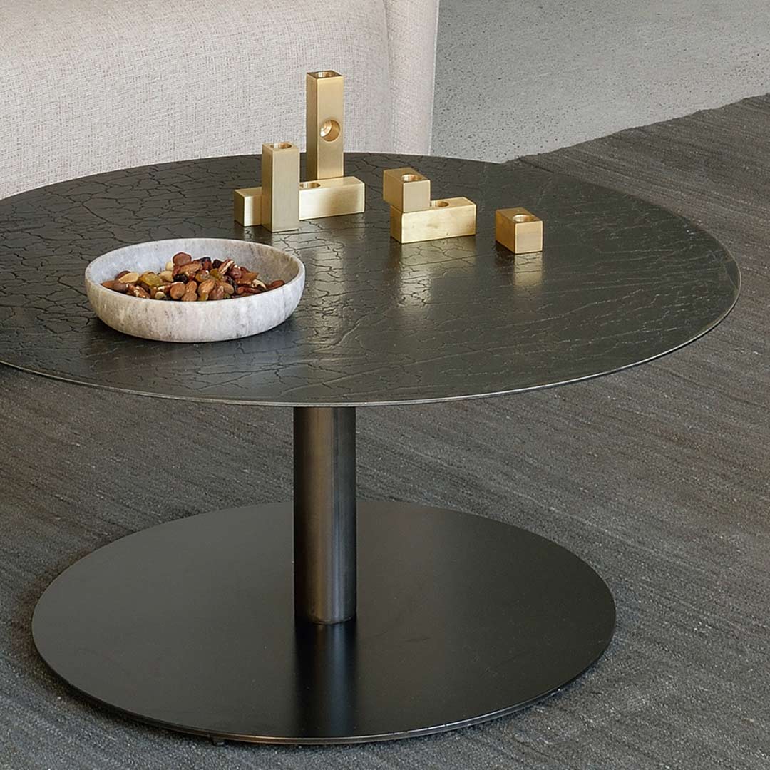 ethnicraft sphere beistelltisch raum blick ambiente snacks close up 88494