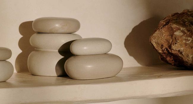 Ferm Living Aufbewahrungsbox Pebble Box im Regal