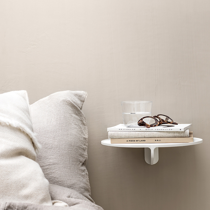 string museum sidetable weiss nachttisch 66657