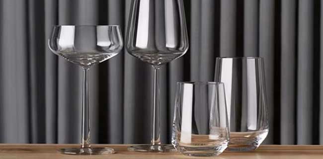 Iittala Essence Serie auf Tisch