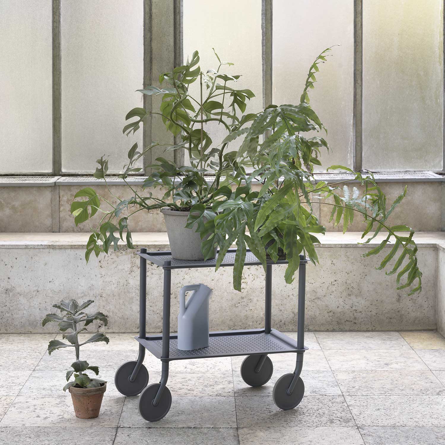 muuto flow trolley pflanzen aufbewahrung 65277