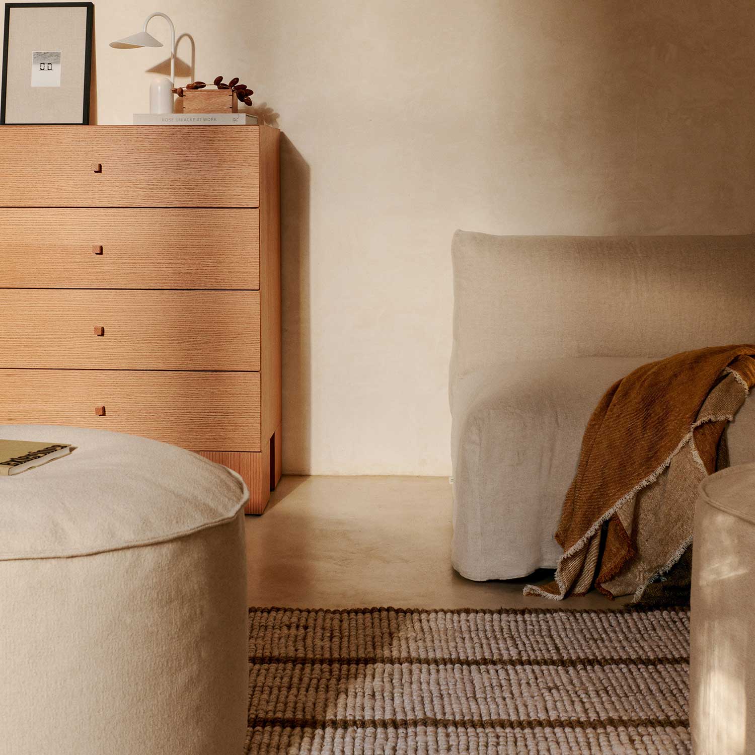 Ferm Living - Aun Baumwollpouf Ø 40 cm off-white