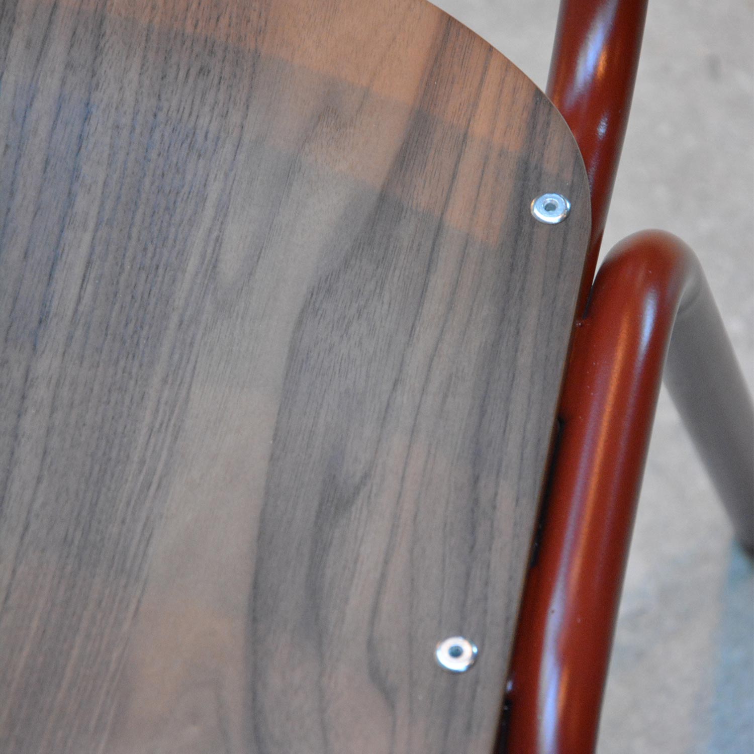 jan kurtz stuhl zero rubinrot nussbaum detail 73974