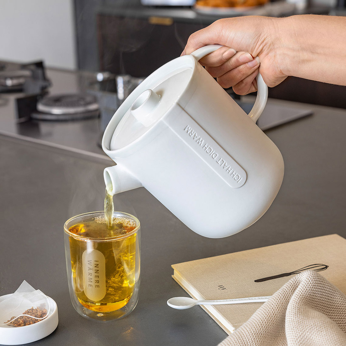 Räder Design - Cozy Time Teekanne Beauteaful