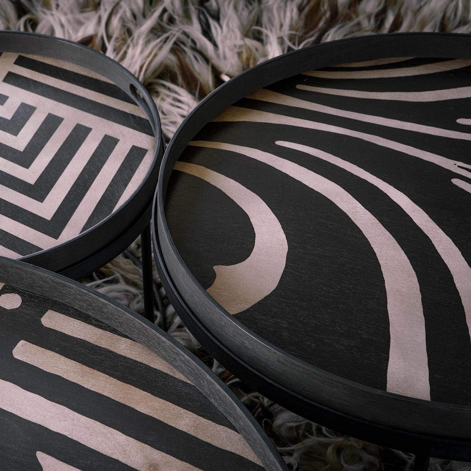 notre monde Asymmetric dot tray xl holz 020937 3