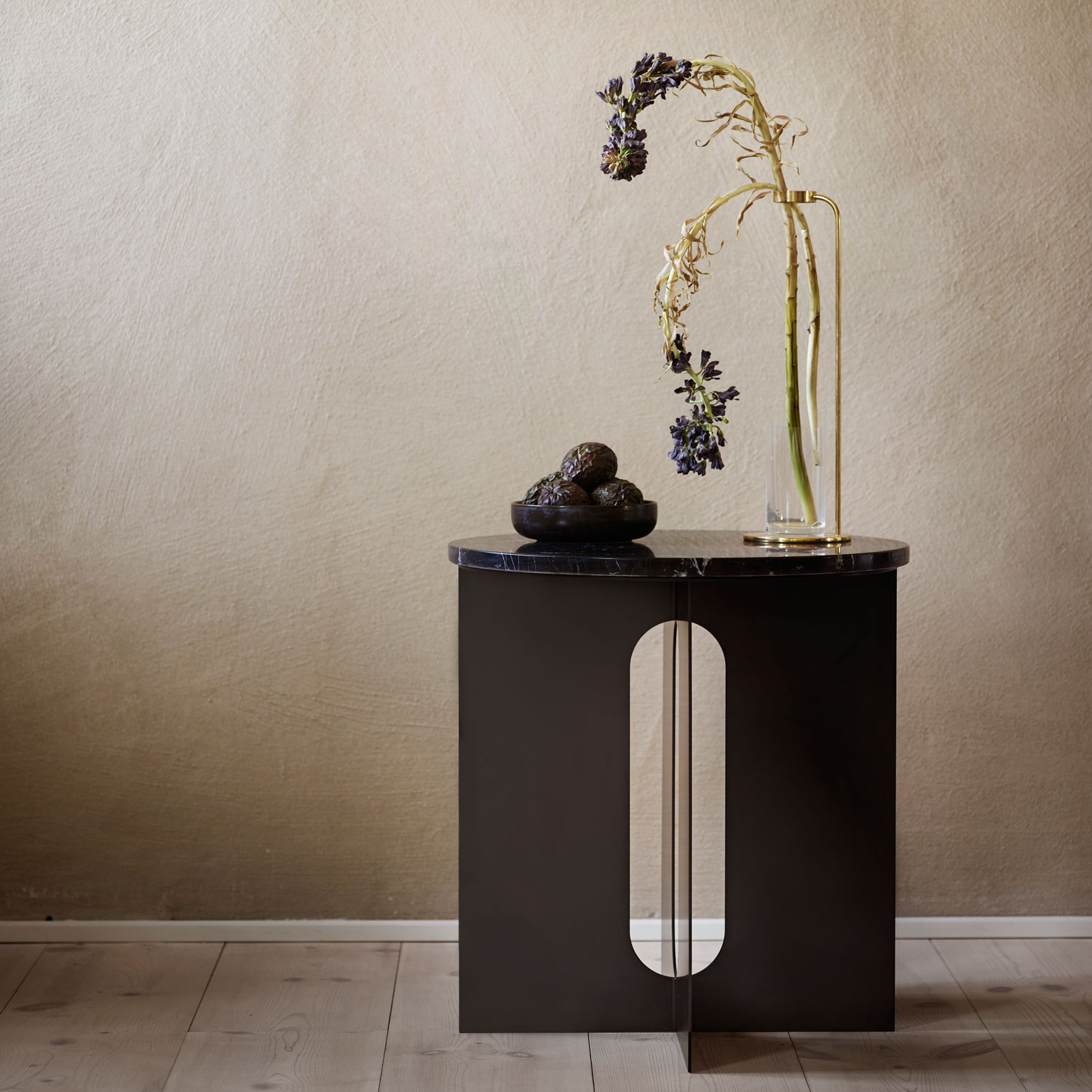 Audo - Androgyne Beistelltisch Stahl