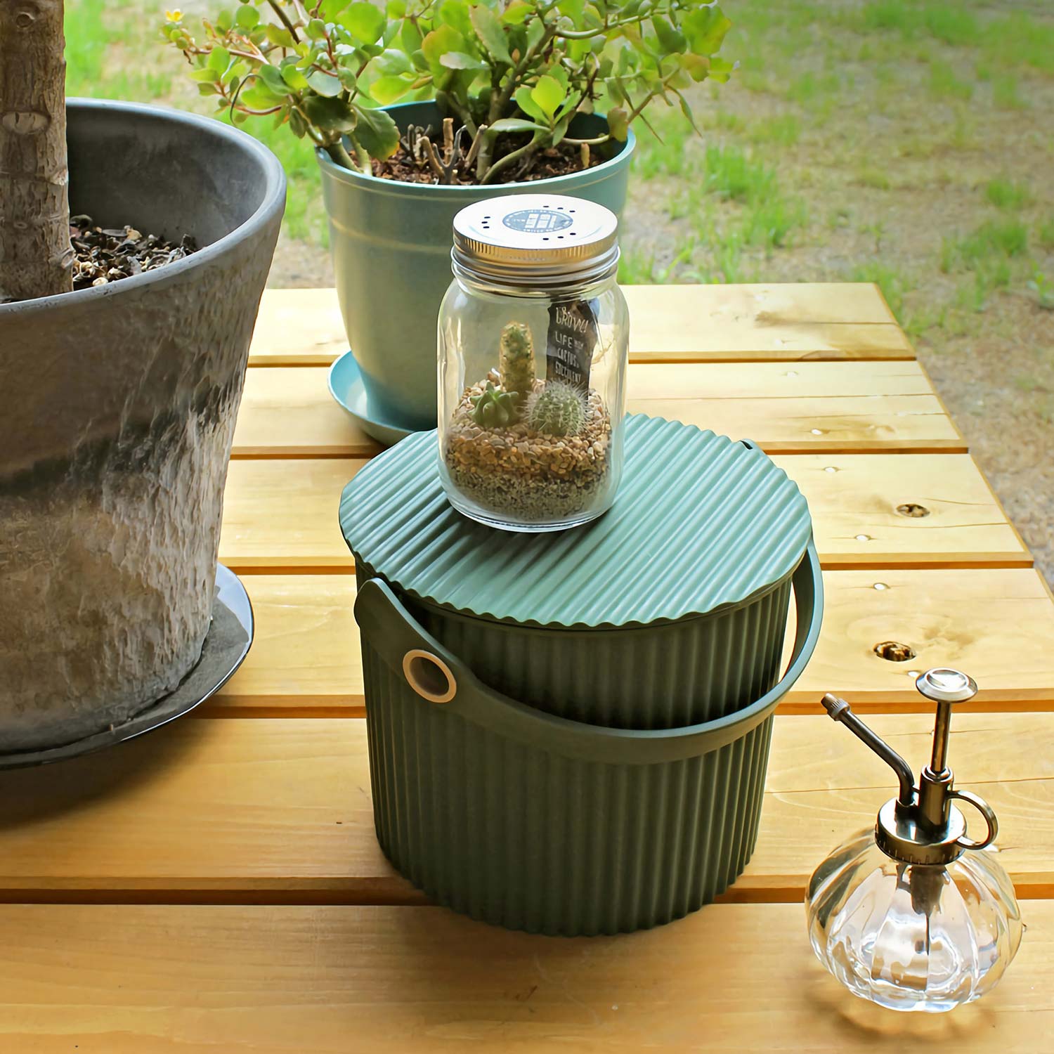 Hachiman - Omnioutil Eimer mit Deckel 4  ivory