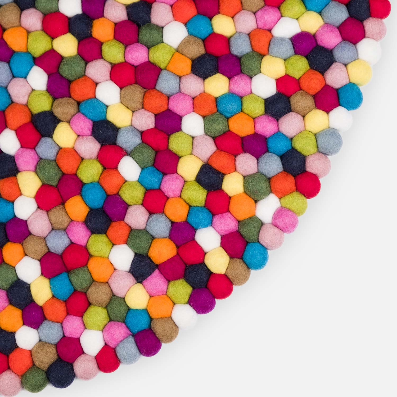 lotte myfelt filzkugelteppich detail 51856