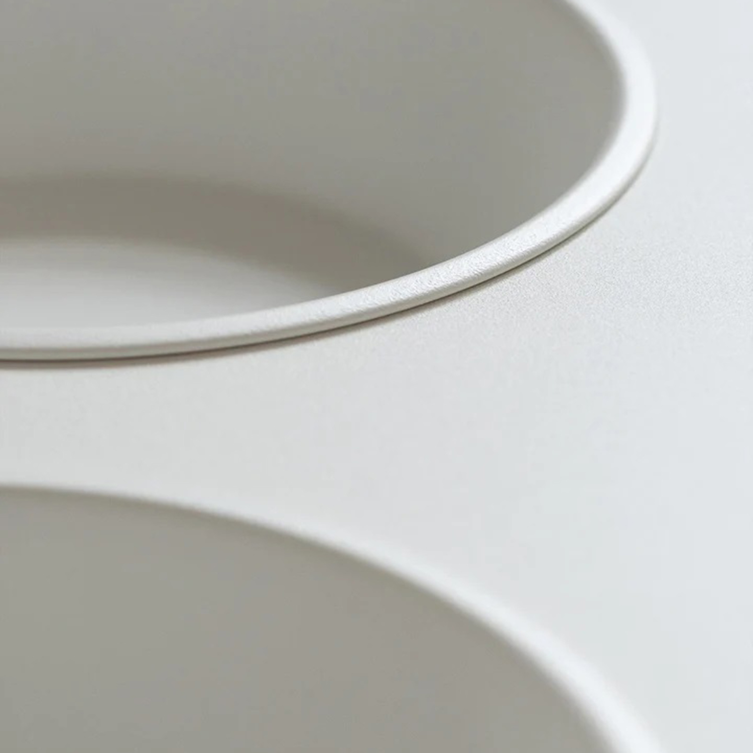 metallbude mika futterstation klein weiss close up 96682