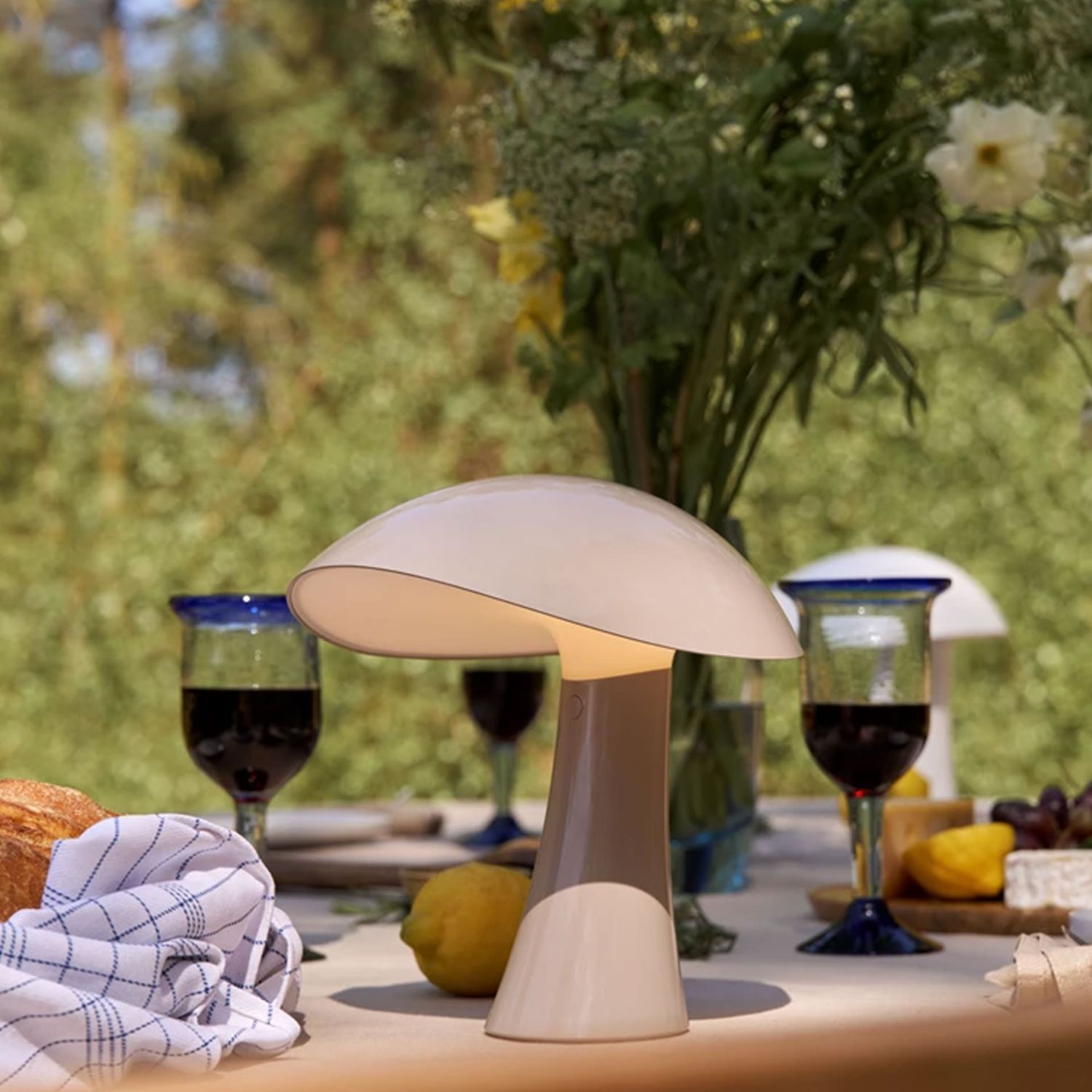 Louis Poulsen - Rumee 220 portable Leuchte grau