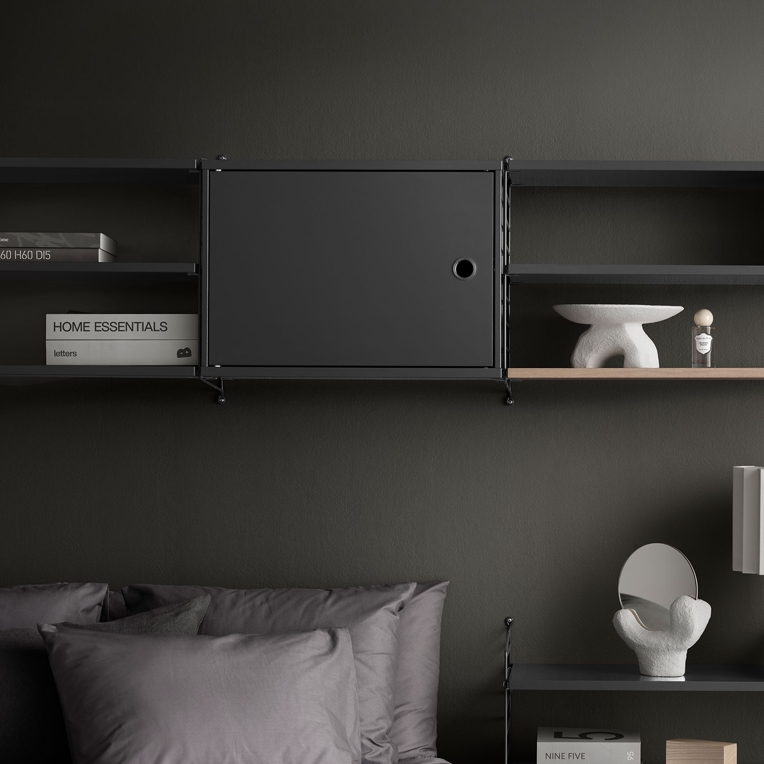 string - Schrankelement mit Schwenktüre eiche