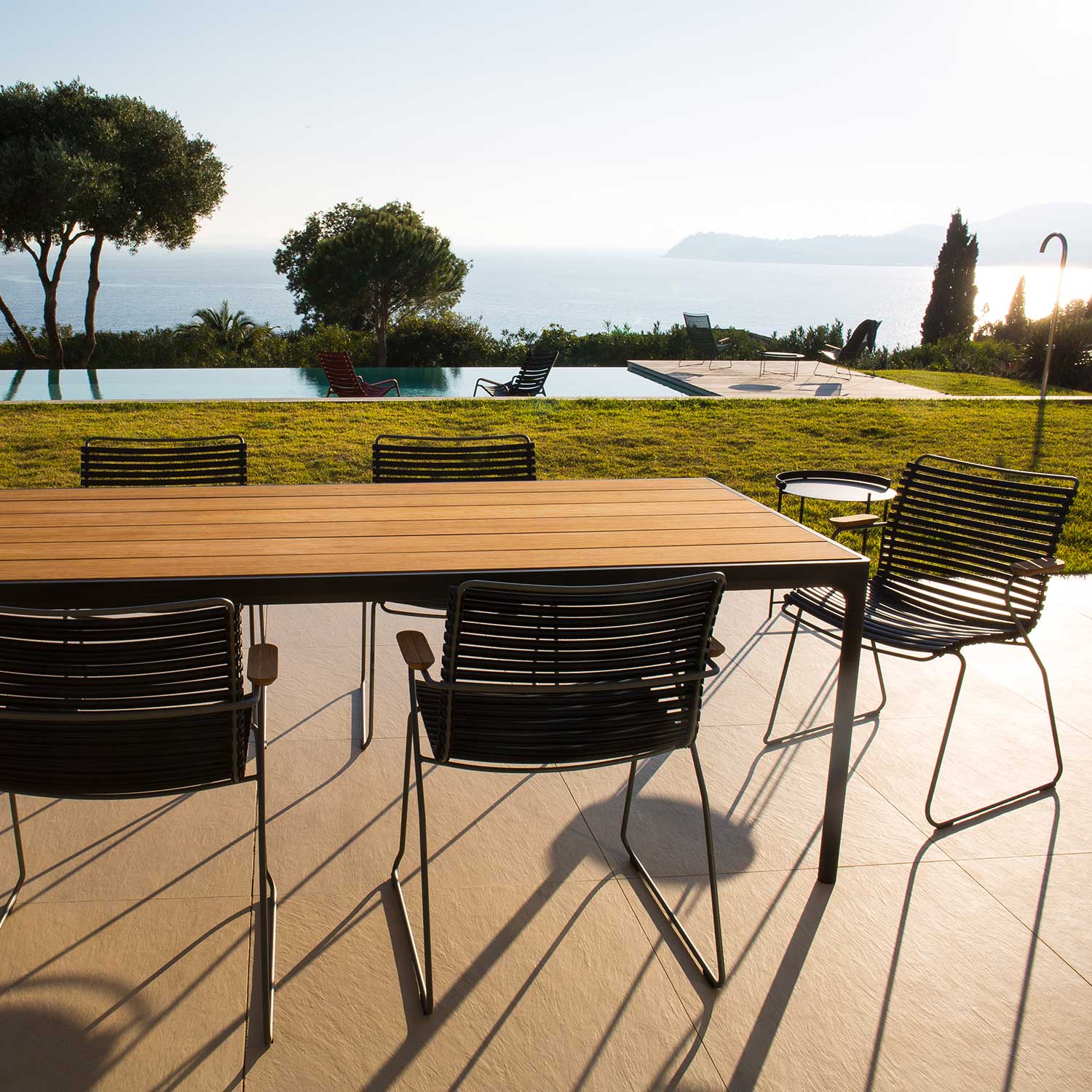 four tisch houe 92619