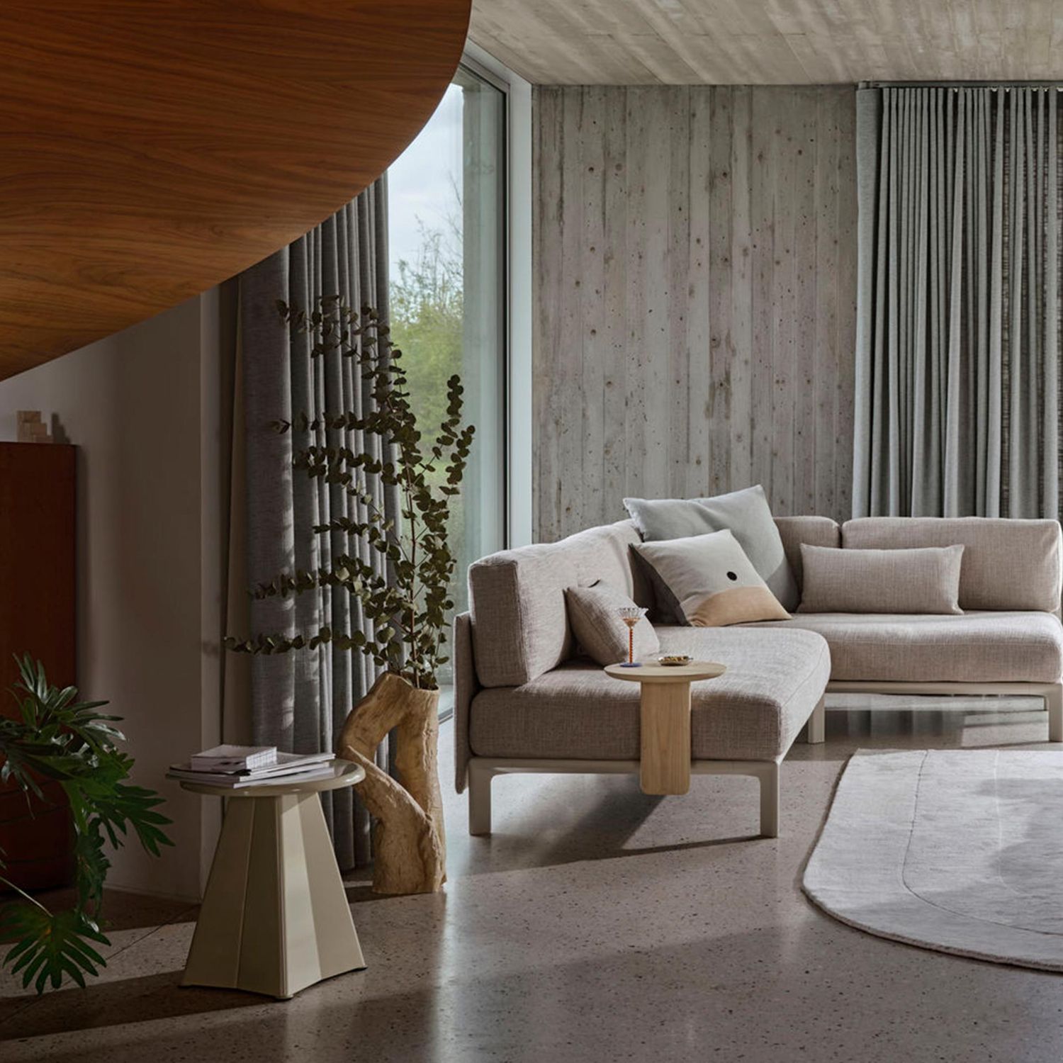 Vitra - Tabouret Métallique Hocker Prouvé Blanc Colombe