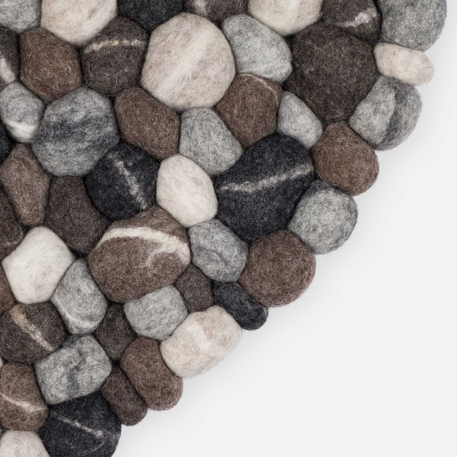 myfelt hardy filzkugelteppich detail 52013