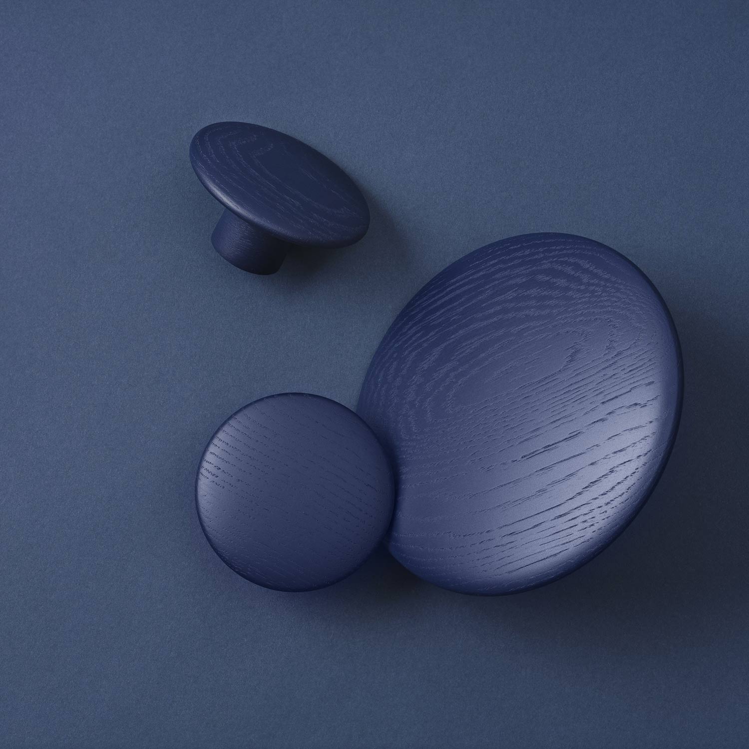 muuto dots midnight blue 71135