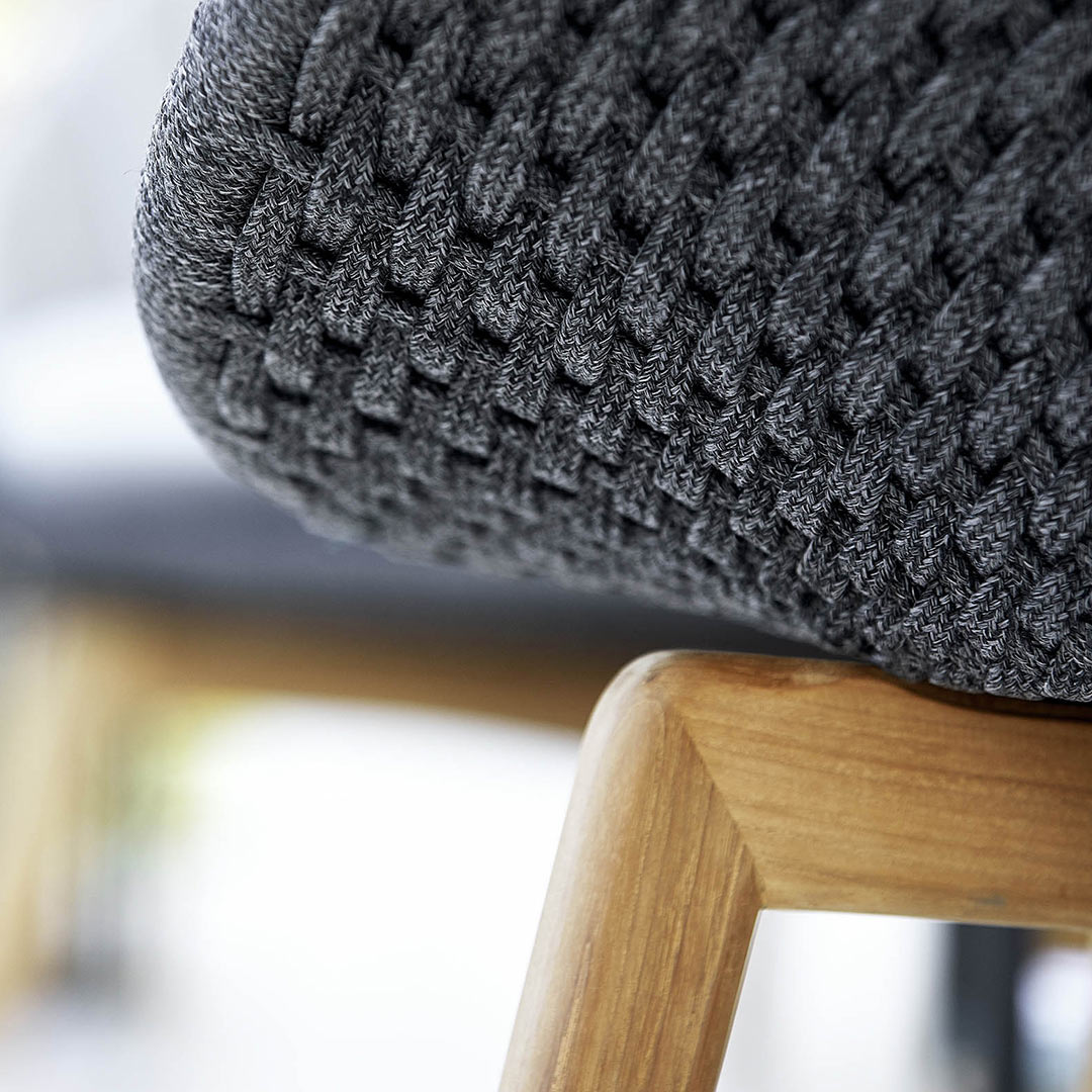 cane line peacock 2 sitz sofa detail 78845