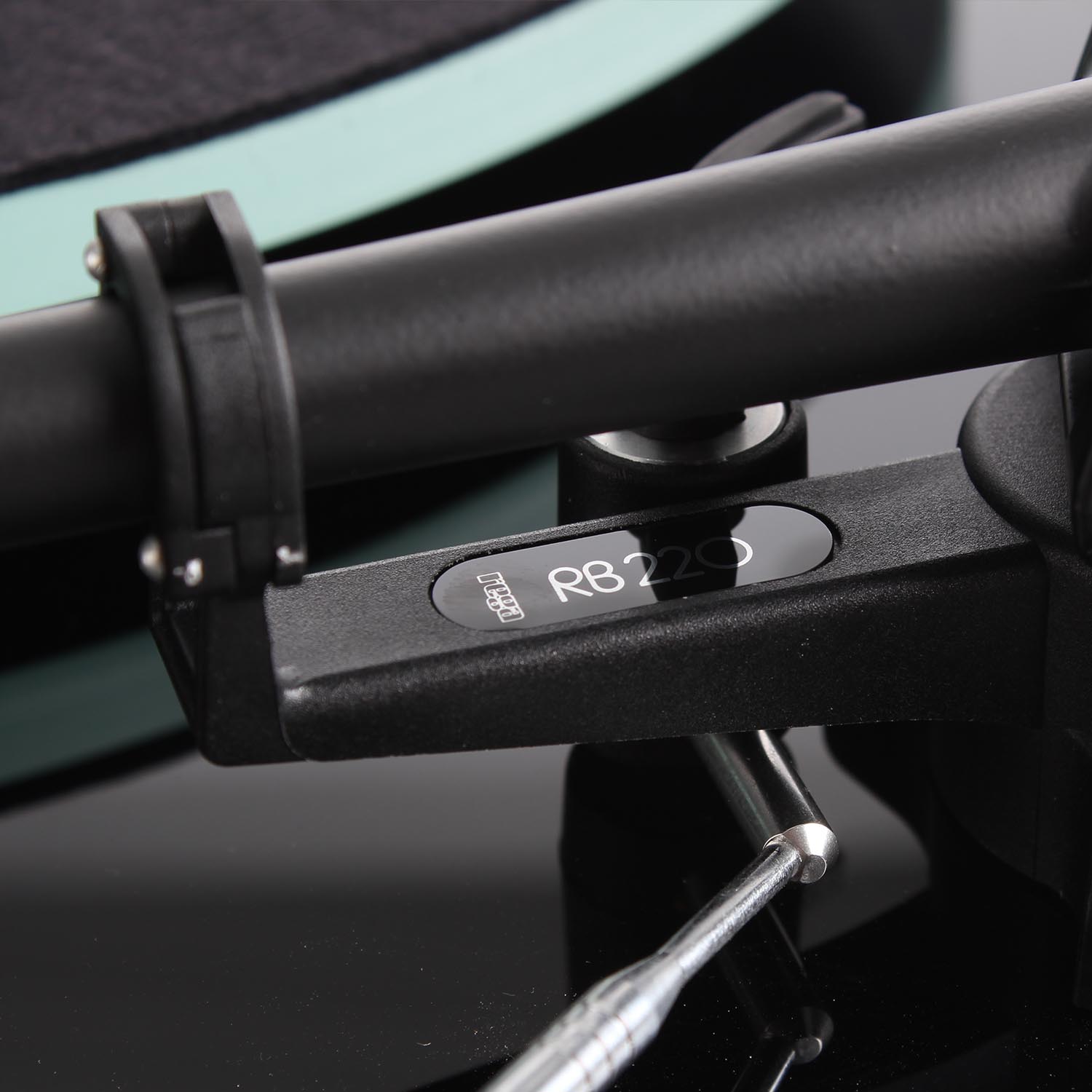 Close Up Tonabnehmer Platterspieler Rega Planar