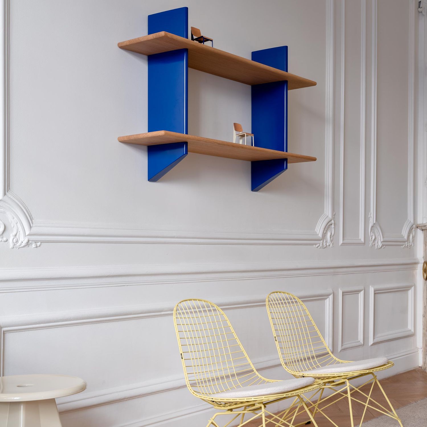 Vitra - Rayonnage Mural Eiche natur Prouvé Bleu Marcoule