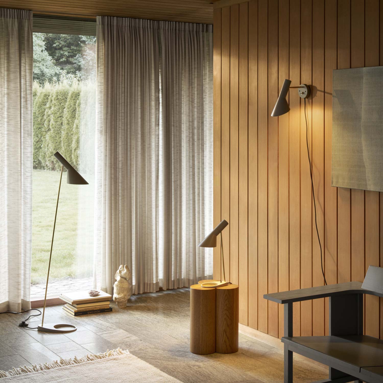 Louis Poulsen - AJ Mini Tischleuchte Edelstahl poliert