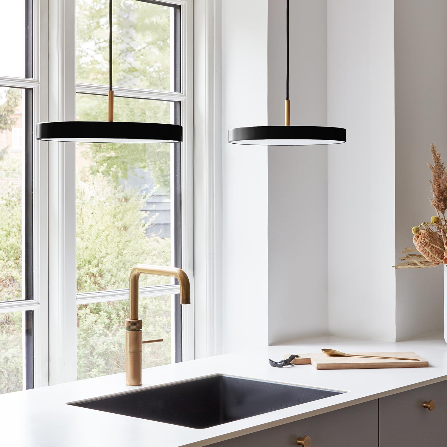 umage asteria mini schwarz messing kueche 59356